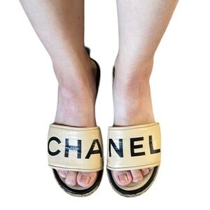 CHANEL slides